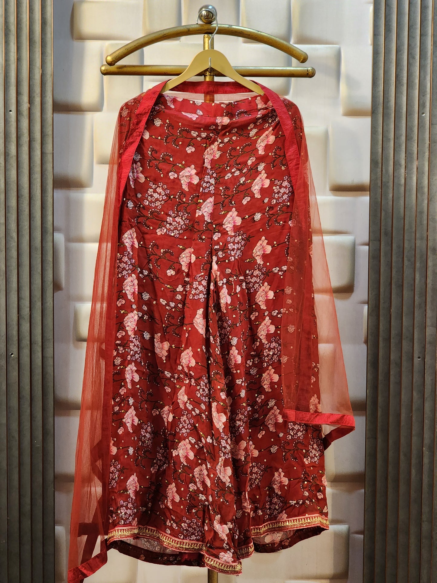 038-KAVYA-RED