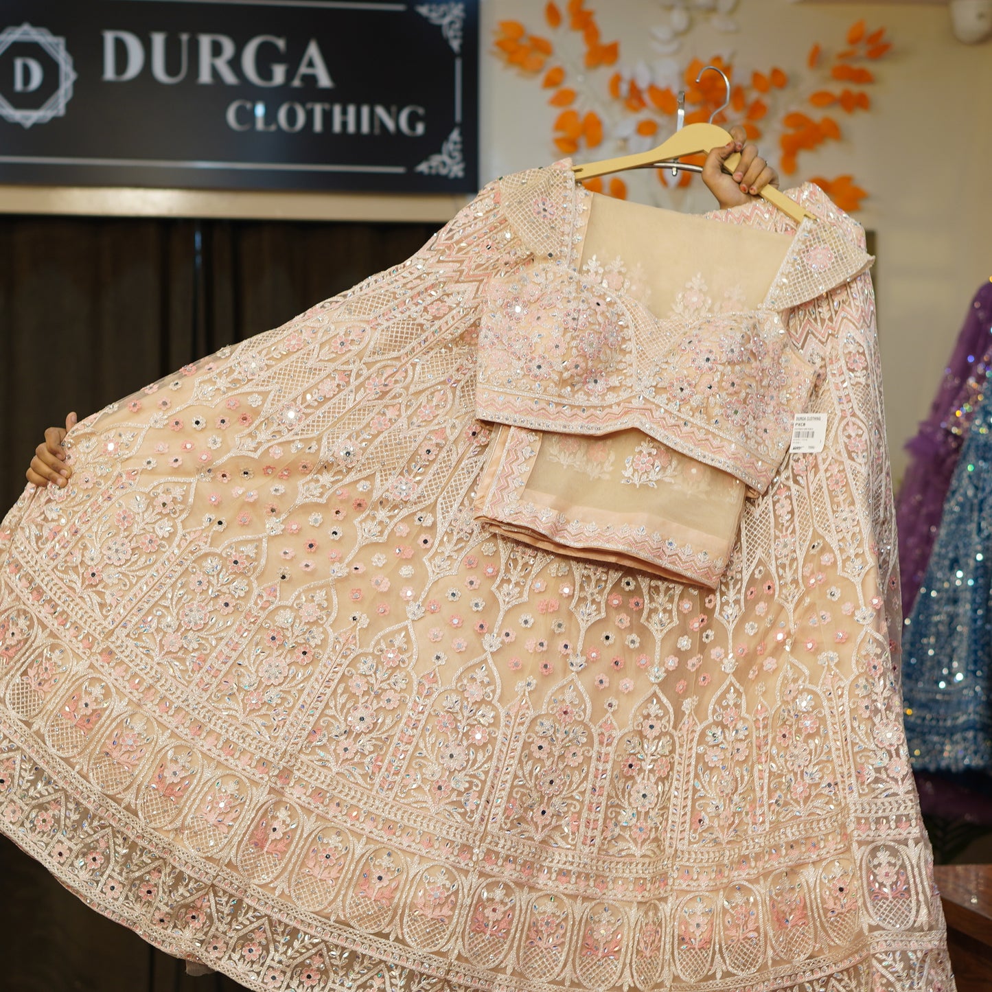 Lehenga set (buy online readymade lehenga choli)