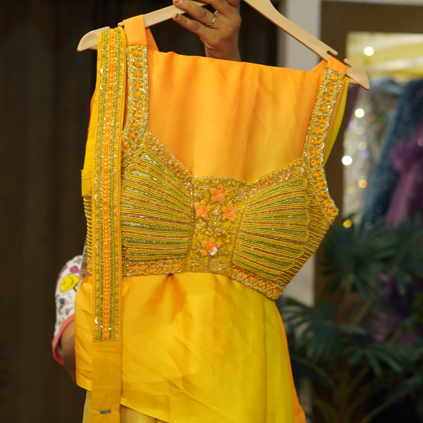 003-ZW-4054-YELLOW
