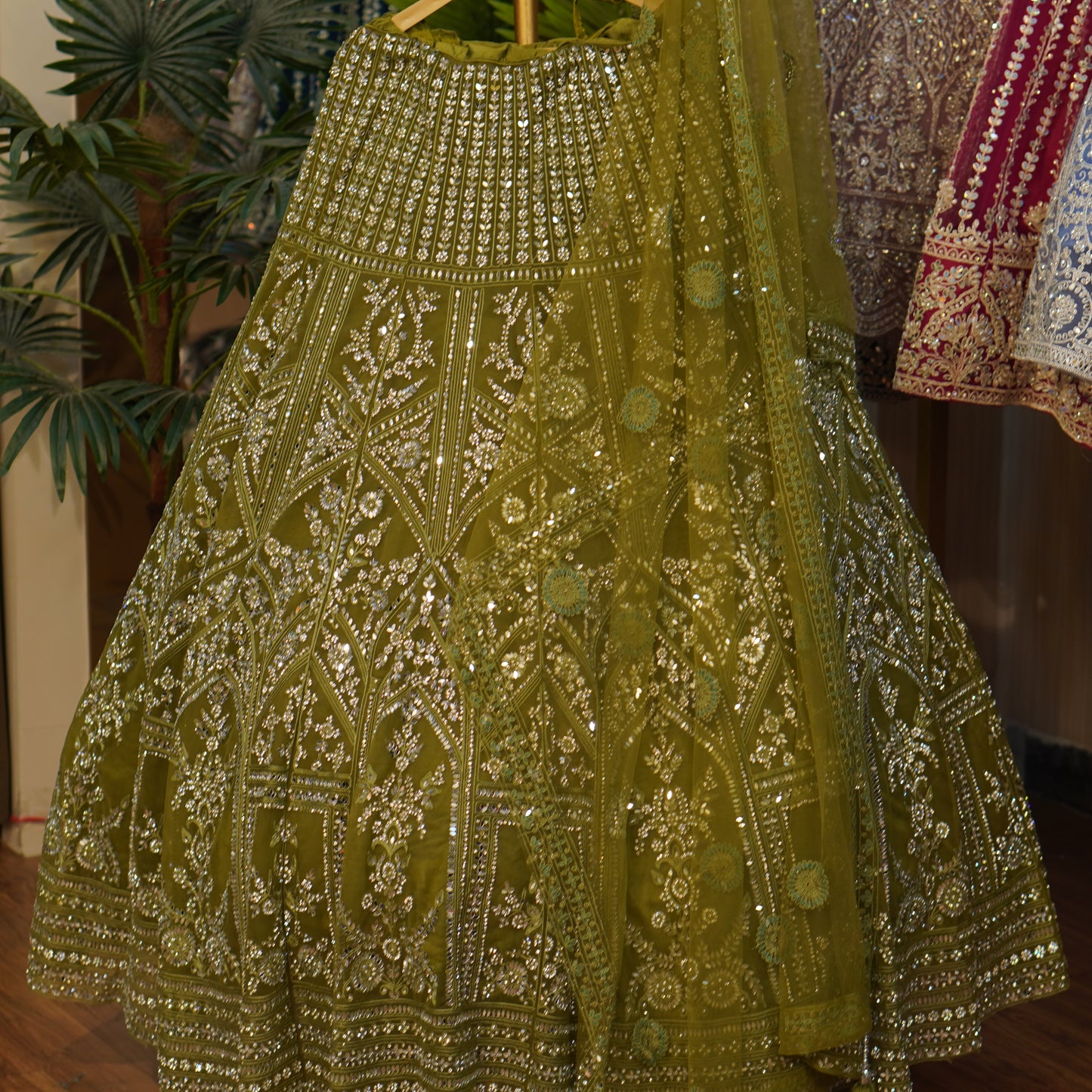 Lehenga set (buy online readymade lehenga choli)