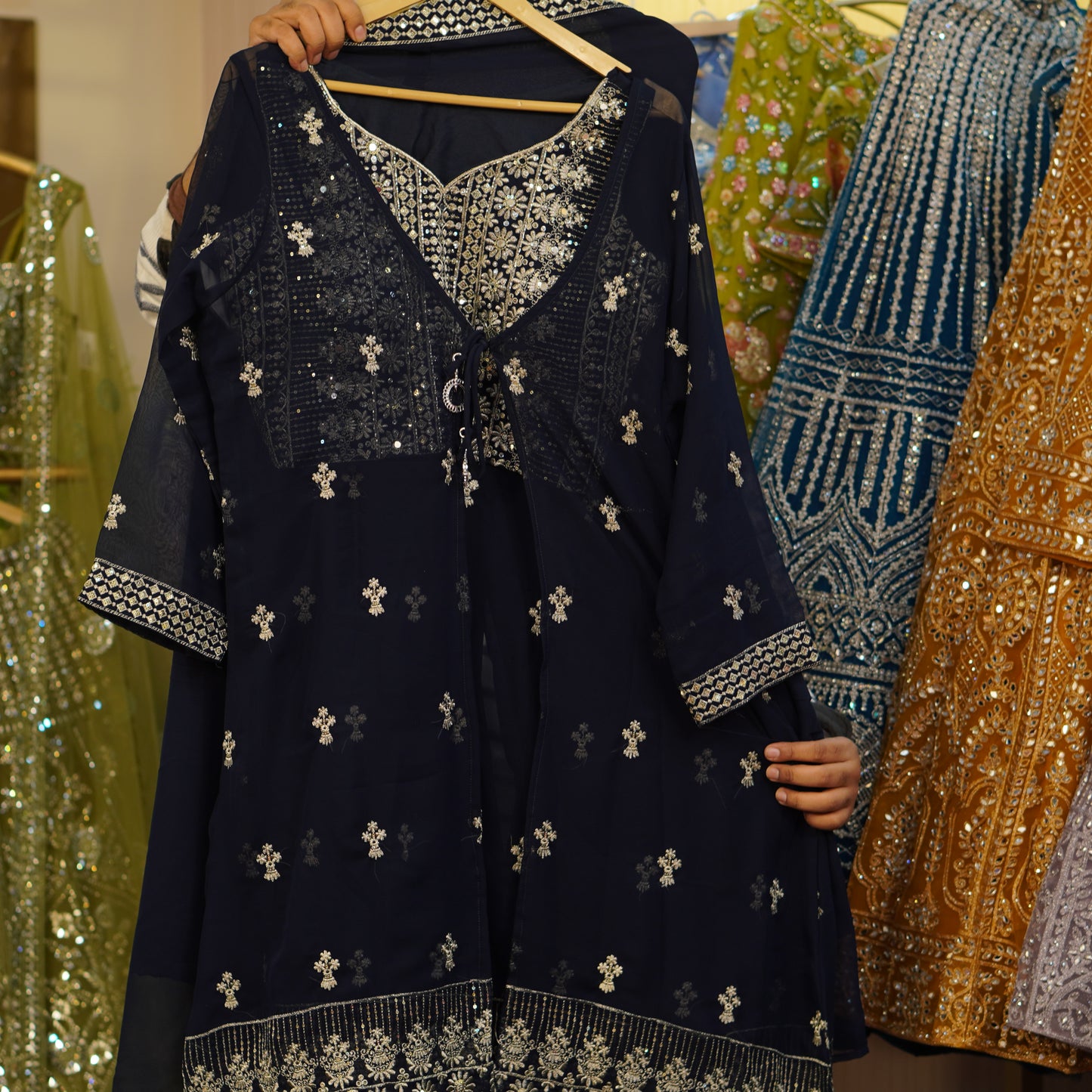 040-PARUL-N.BLUE