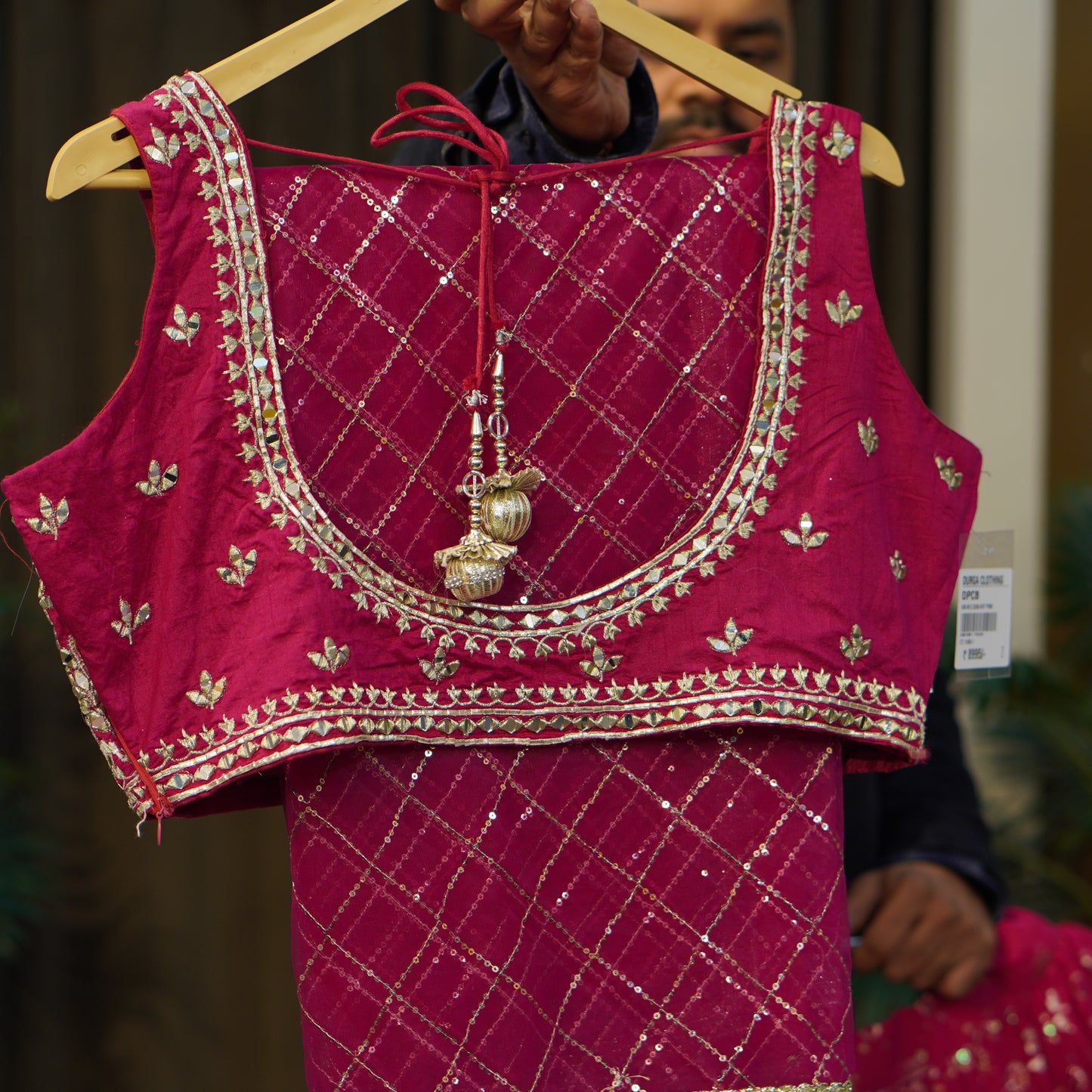 Lehenga set (buy online readymade lehenga choli)