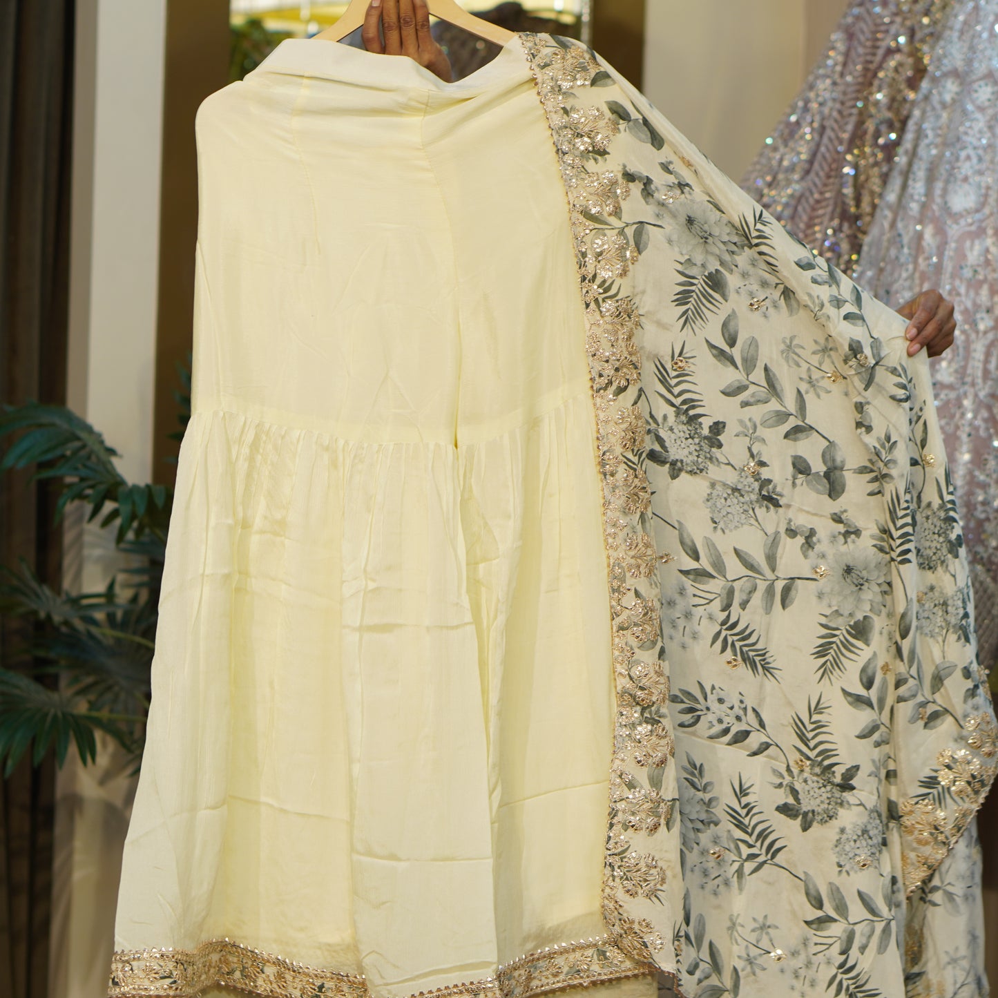 044-MR-9869-CREAM
