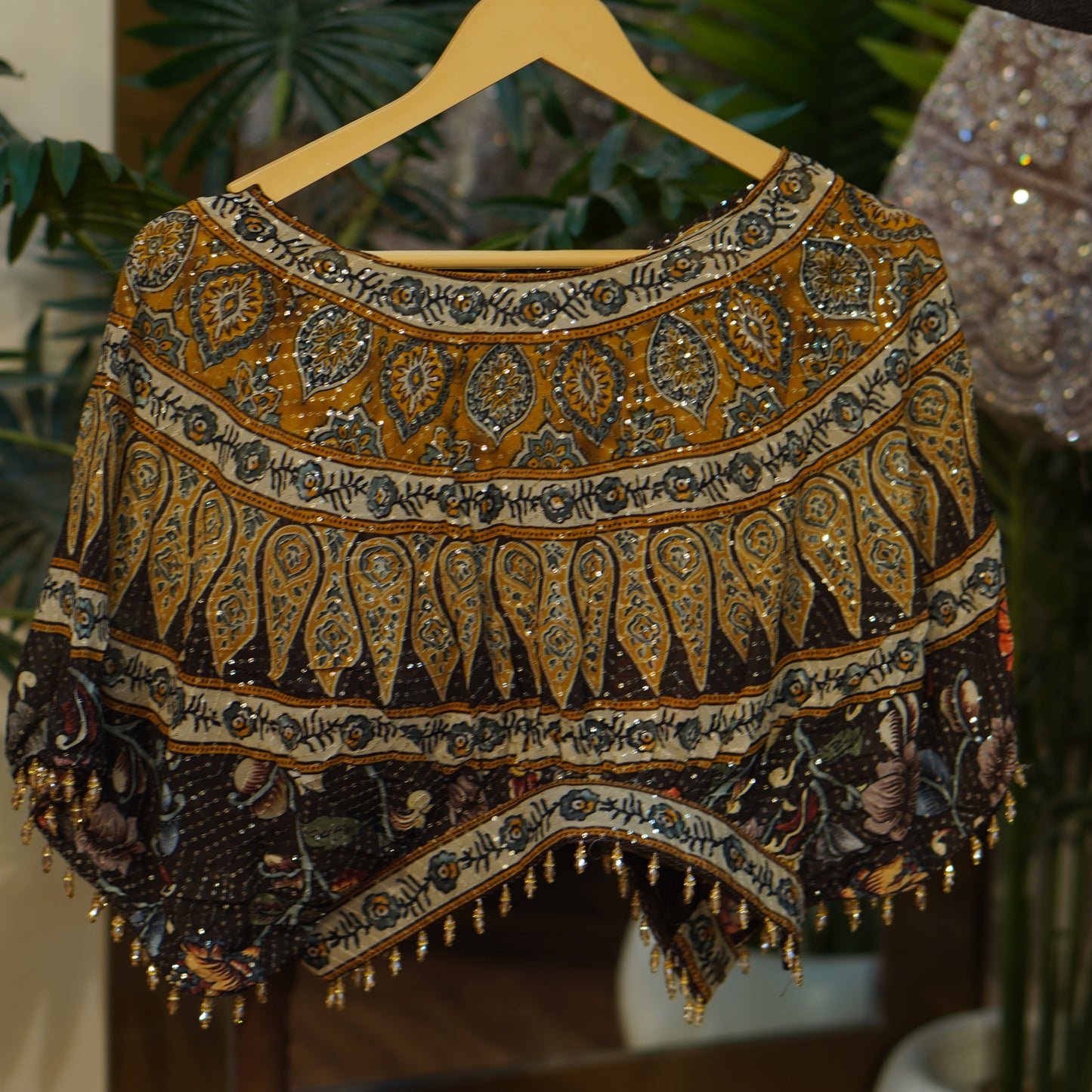 Lehenga set (buy online readymade lehenga choli)