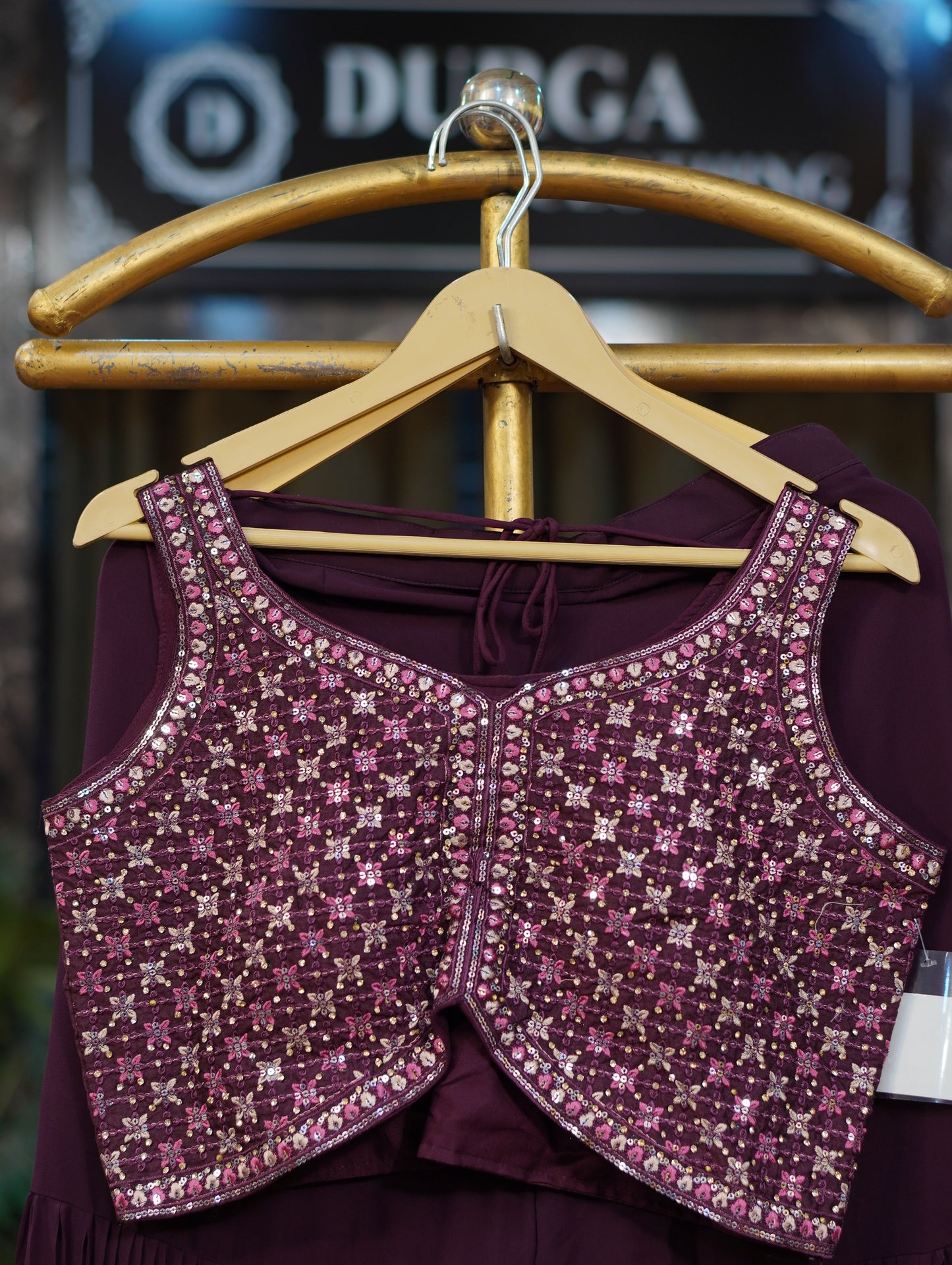 067-SANA-BURGUNDY