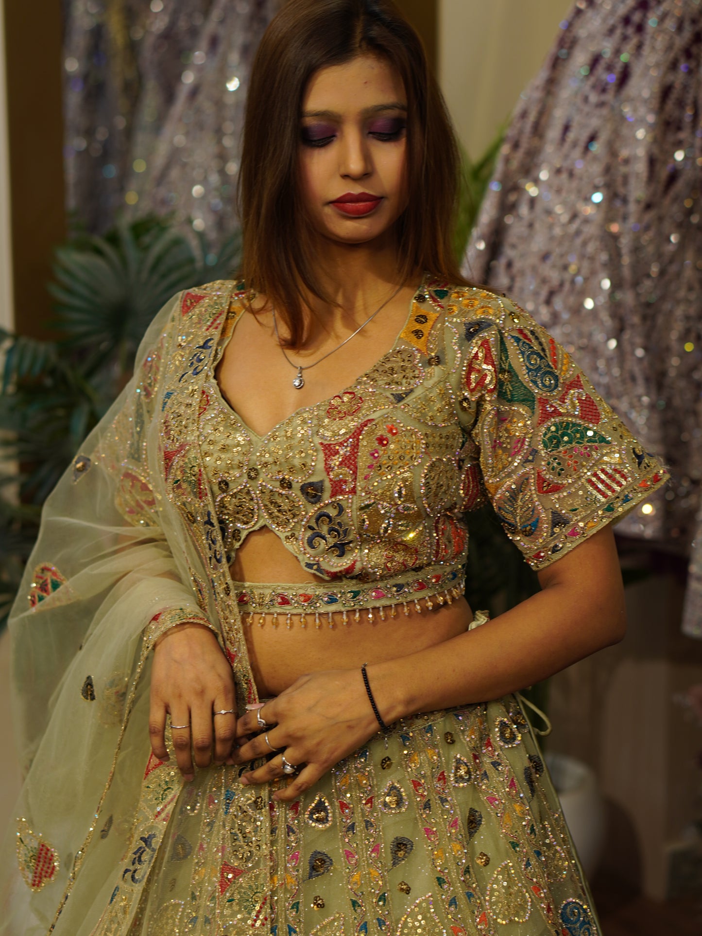 Lehenga set (buy online readymade lehenga choli)