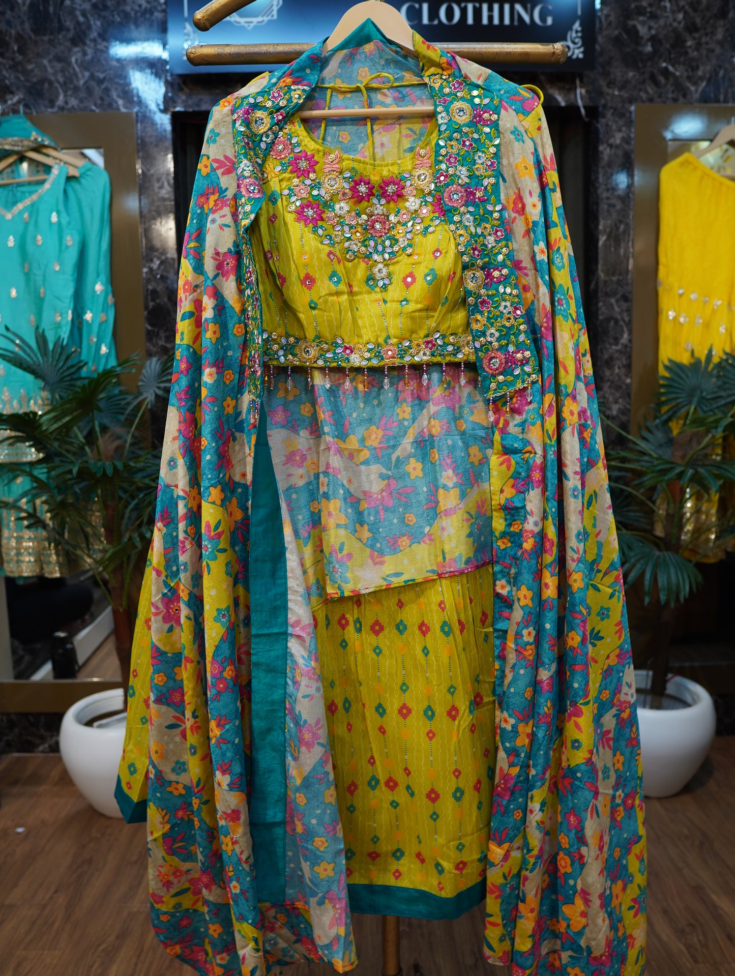 067-MYRA-3006-GREEN