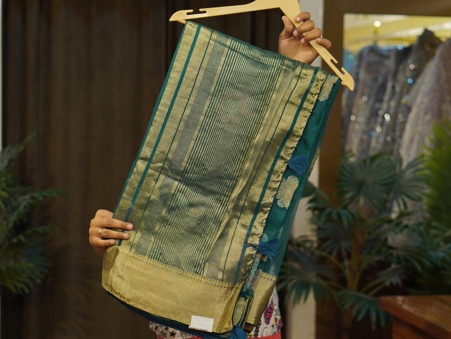 Saree sale online buy latest designer saree