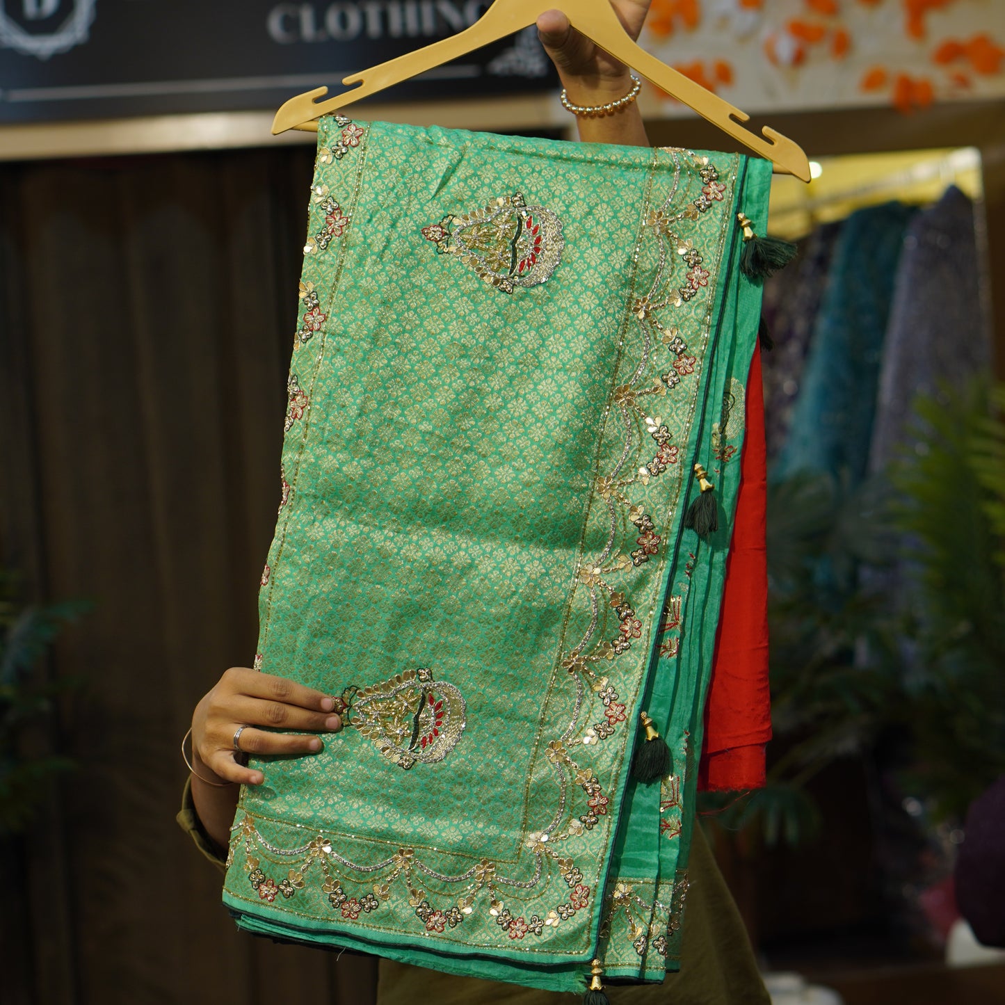 Saree sale online buy latest designer saree