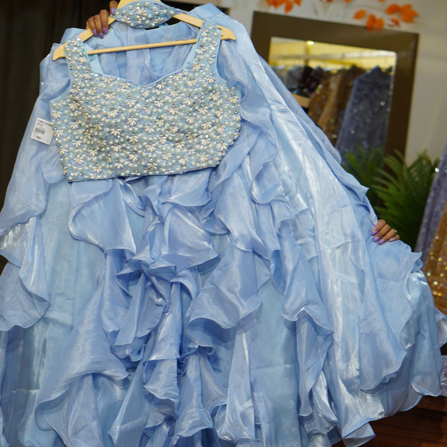 Lehenga set (buy online readymade lehenga choli)
