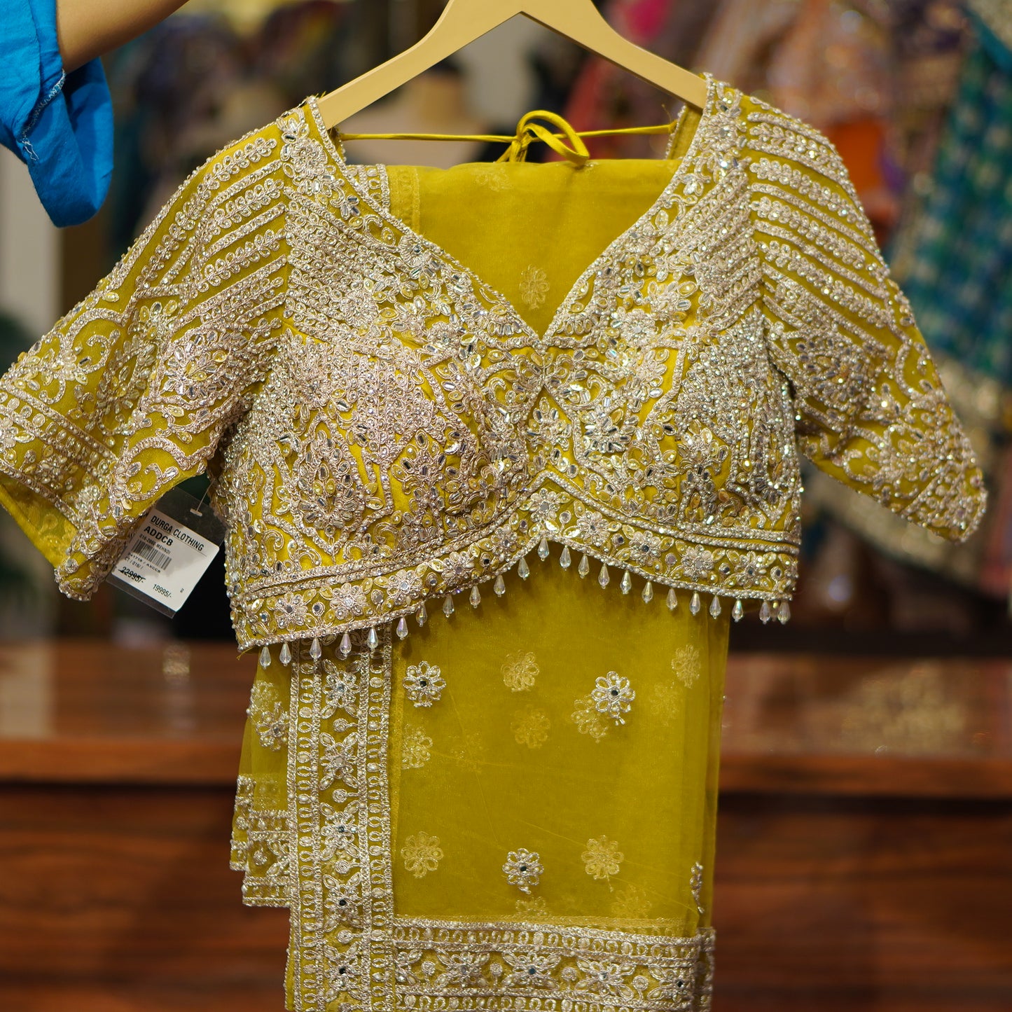 Lehenga set (buy online readymade lehenga choli)