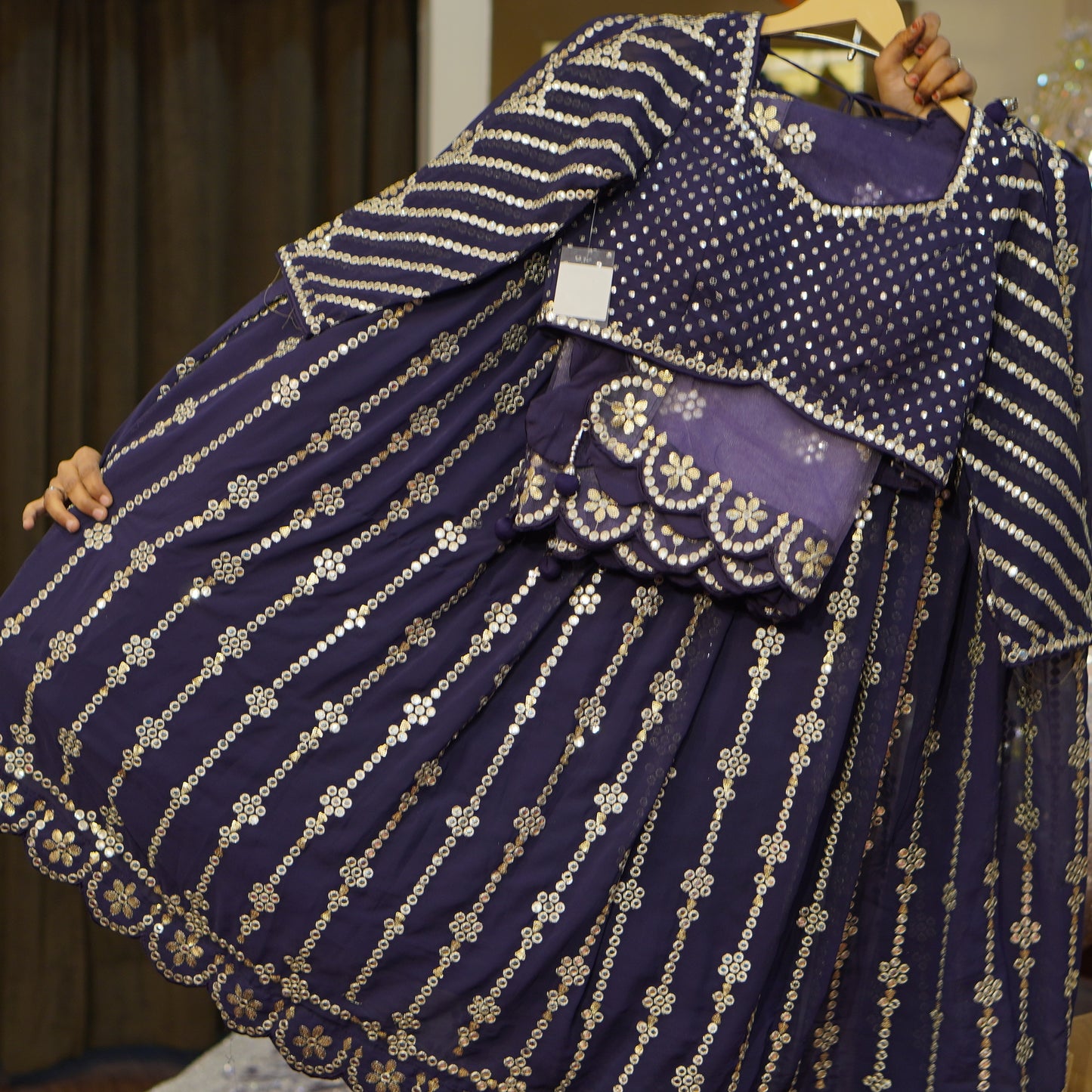 Lehenga set (buy online readymade lehenga choli)