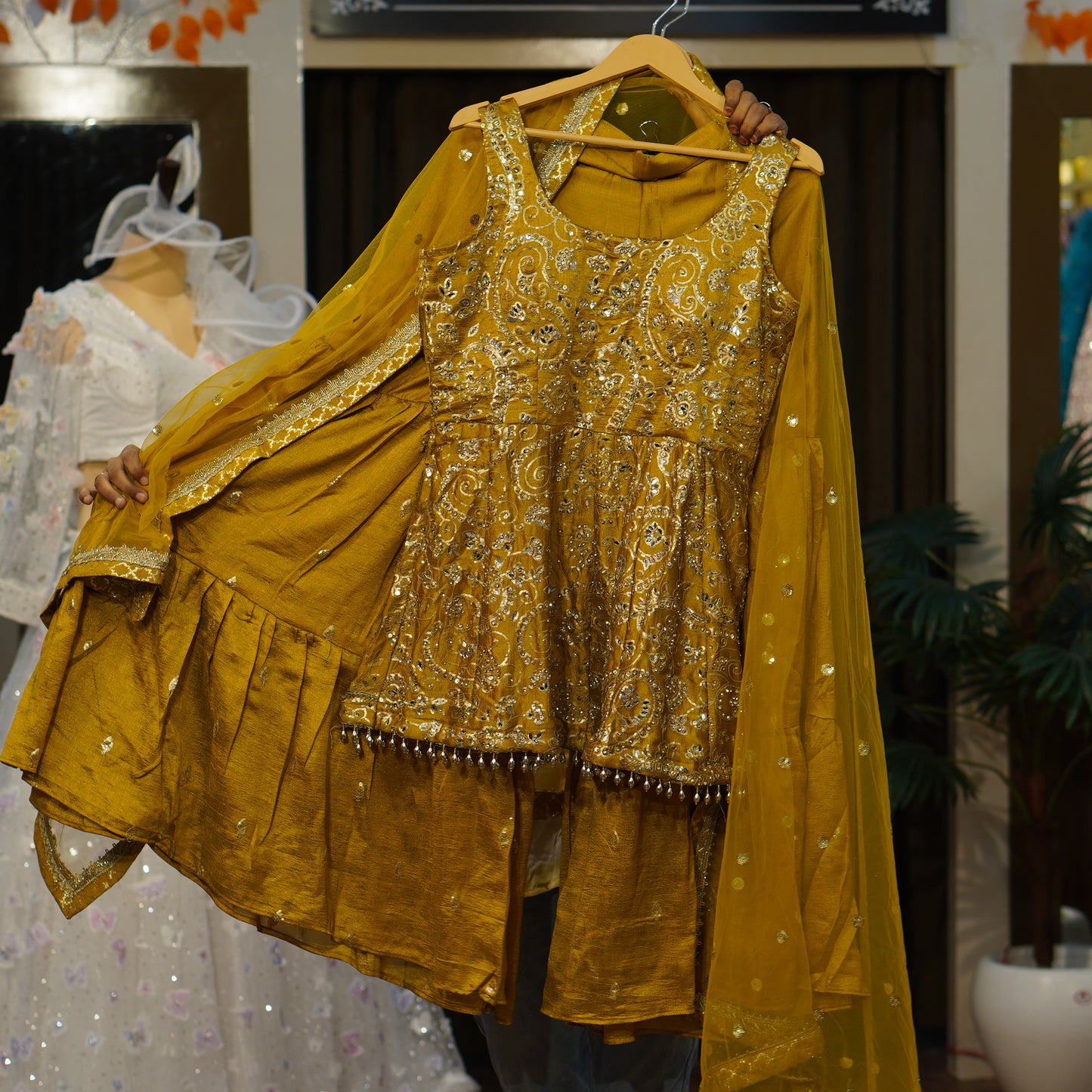 010-WICHER POPULAR-MUSTARD