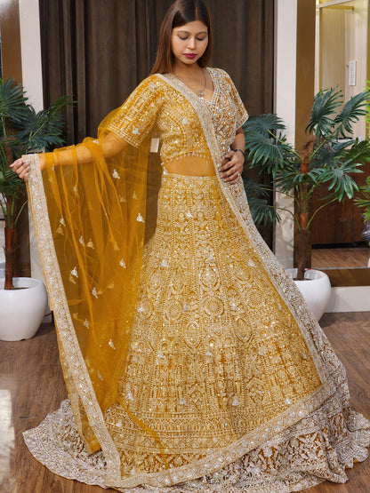 Lehenga set (buy online readymade lehenga choli)