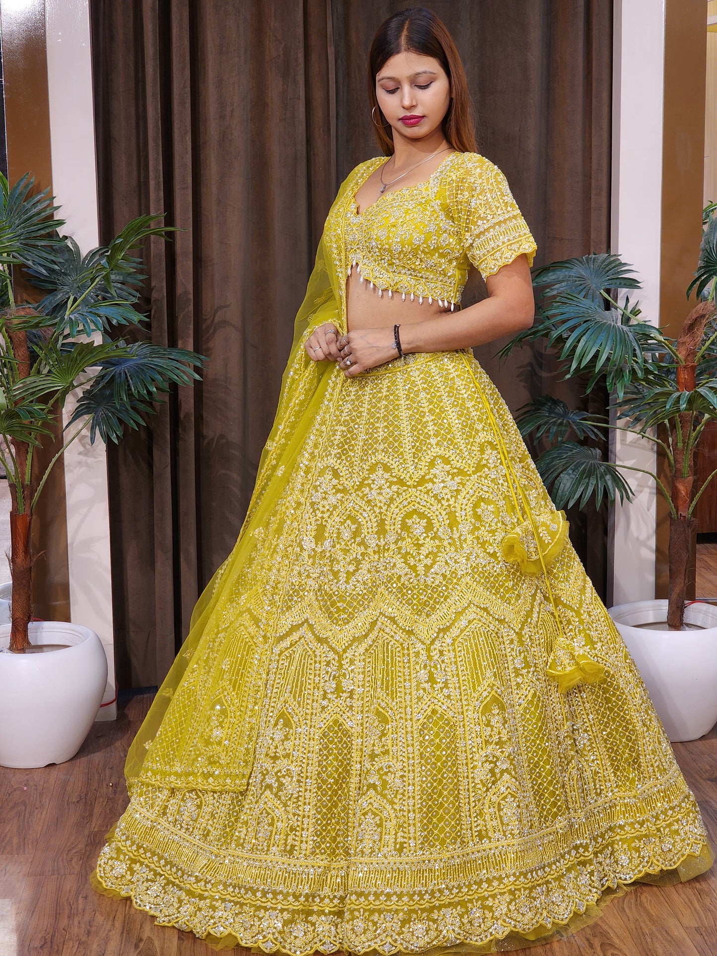 Lehenga set (buy online readymade lehenga choli)