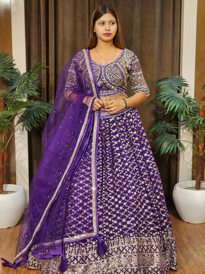 Lehenga set (buy online readymade lehenga choli)