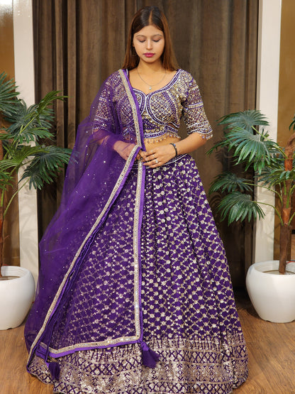 Lehenga set (buy online readymade lehenga choli)