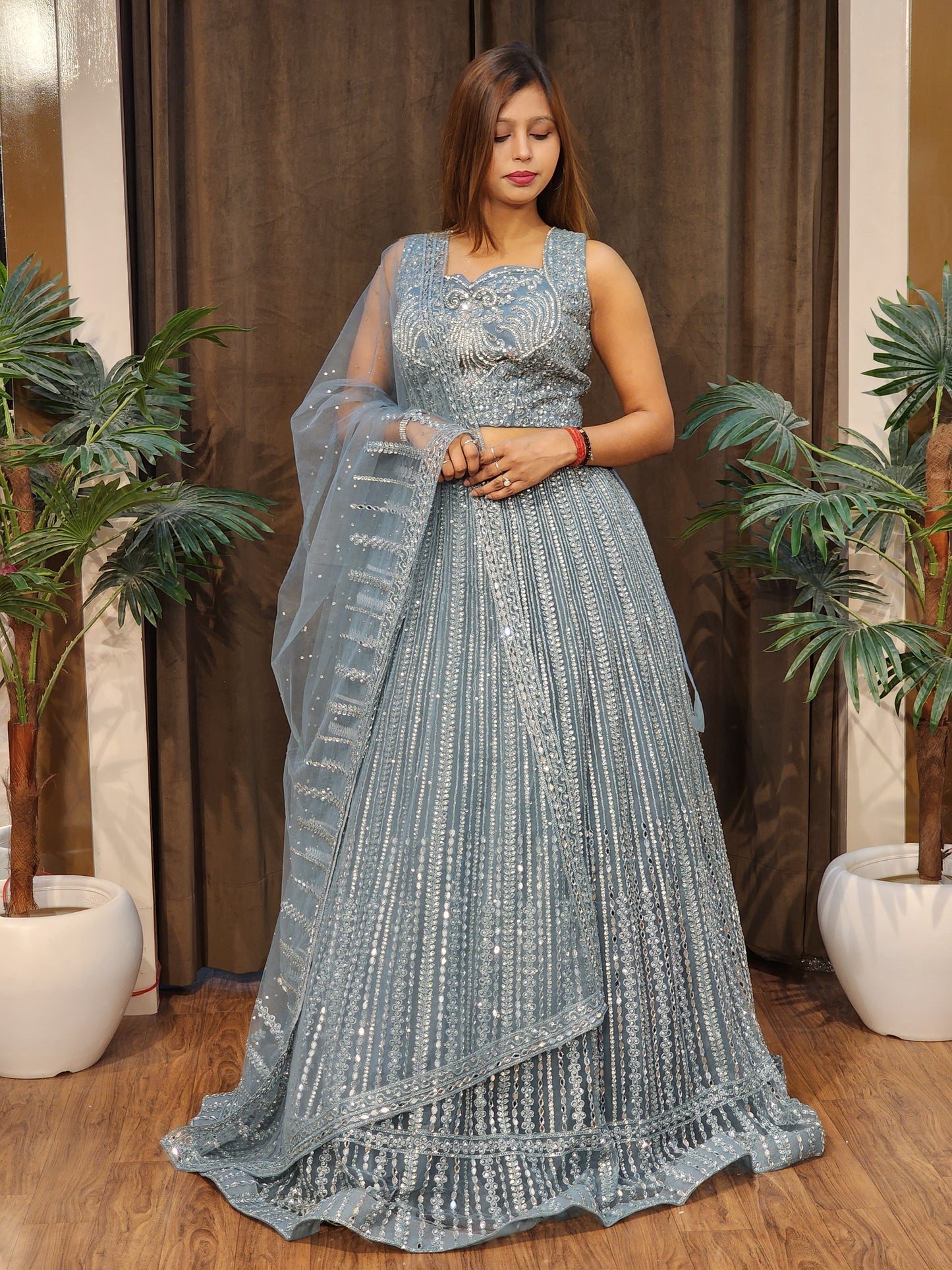Lehenga set (buy online readymade lehenga choli)