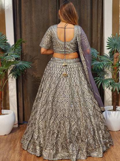 Lehenga set (buy online readymade lehenga choli)