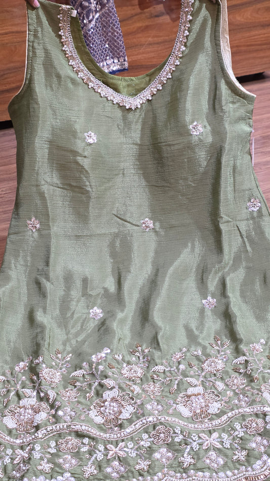 A2 38 size