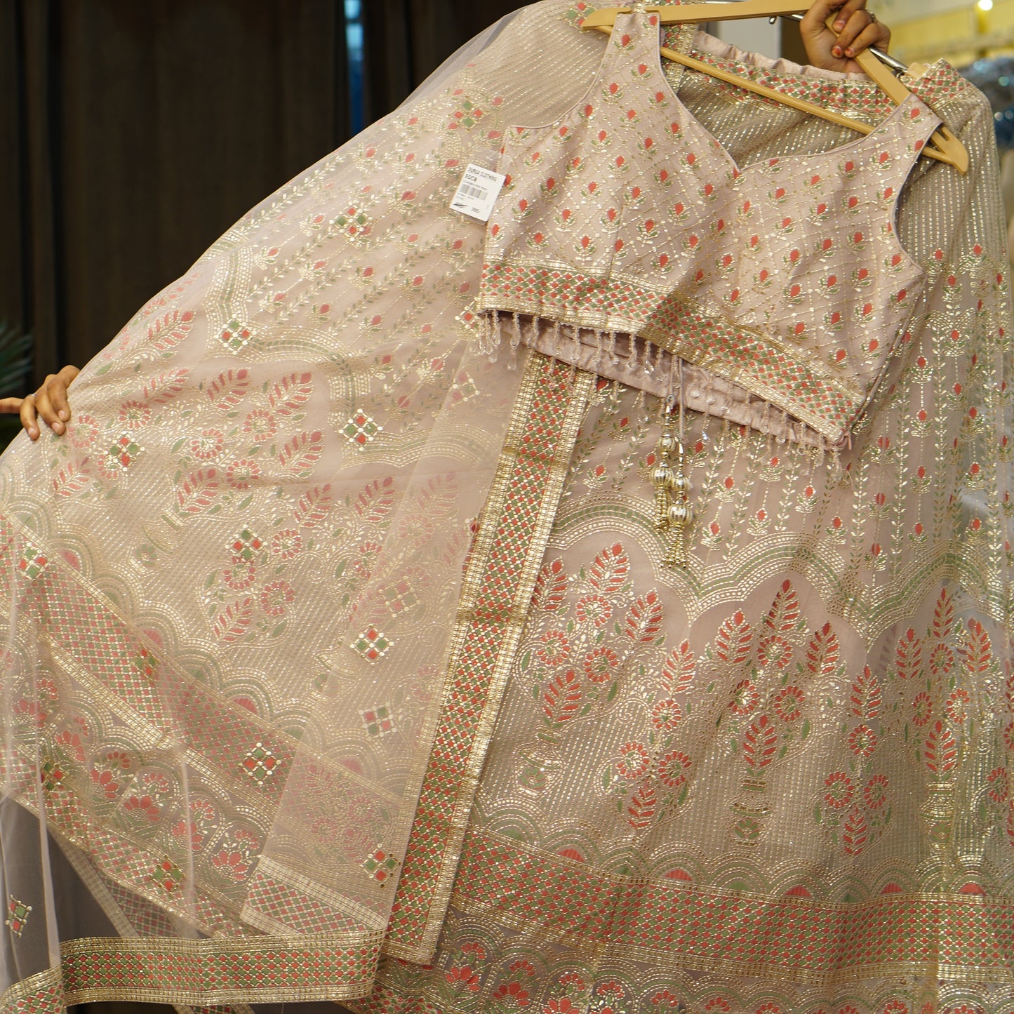 Lehenga set (buy online readymade lehenga choli)