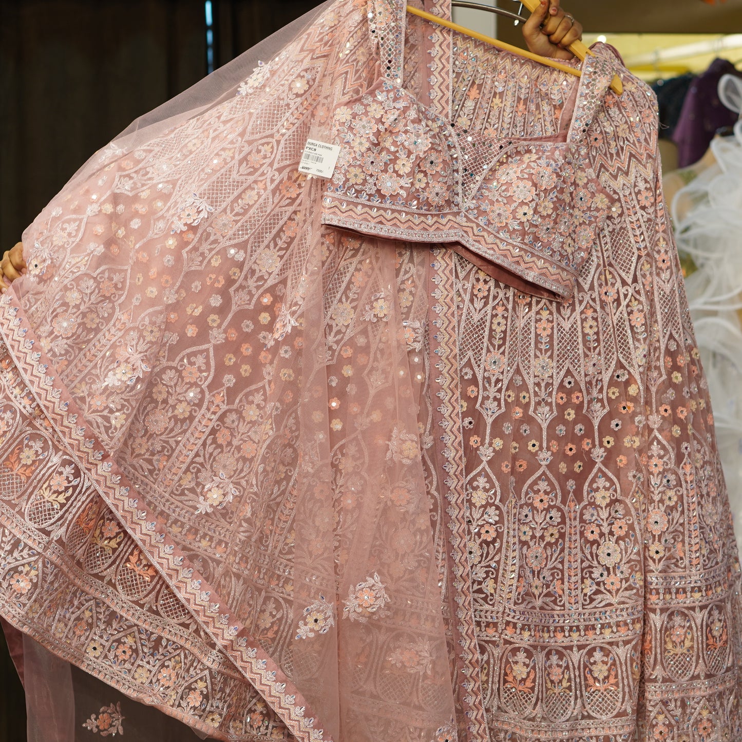 Lehenga set (buy online readymade lehenga choli)