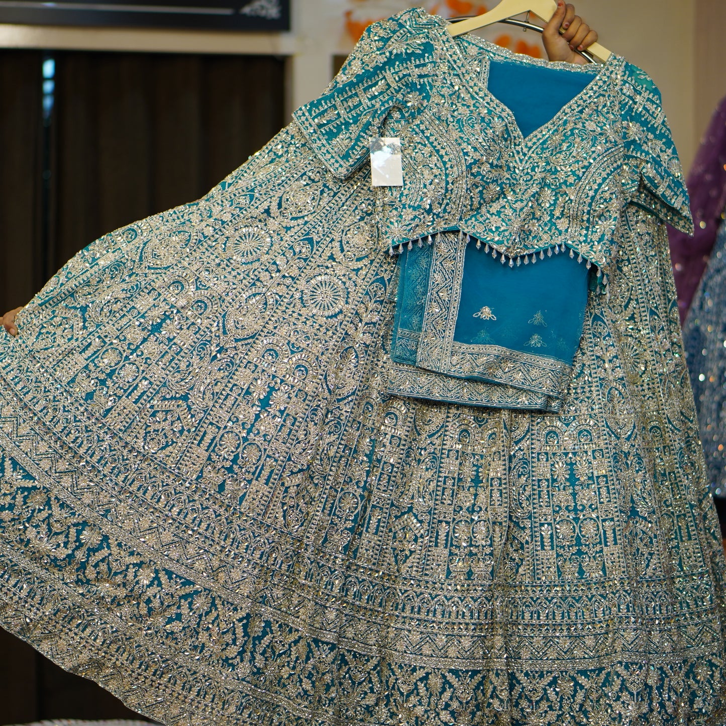 Lehenga set (buy online readymade lehenga choli)