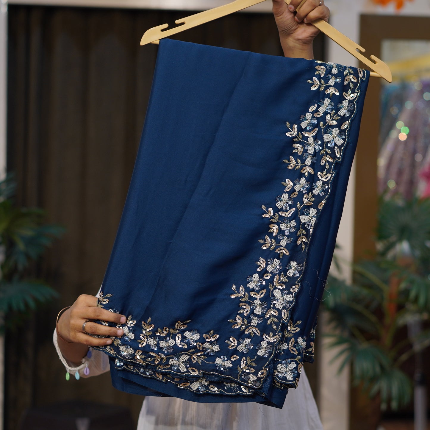 Saree sale online buy latest designer saree