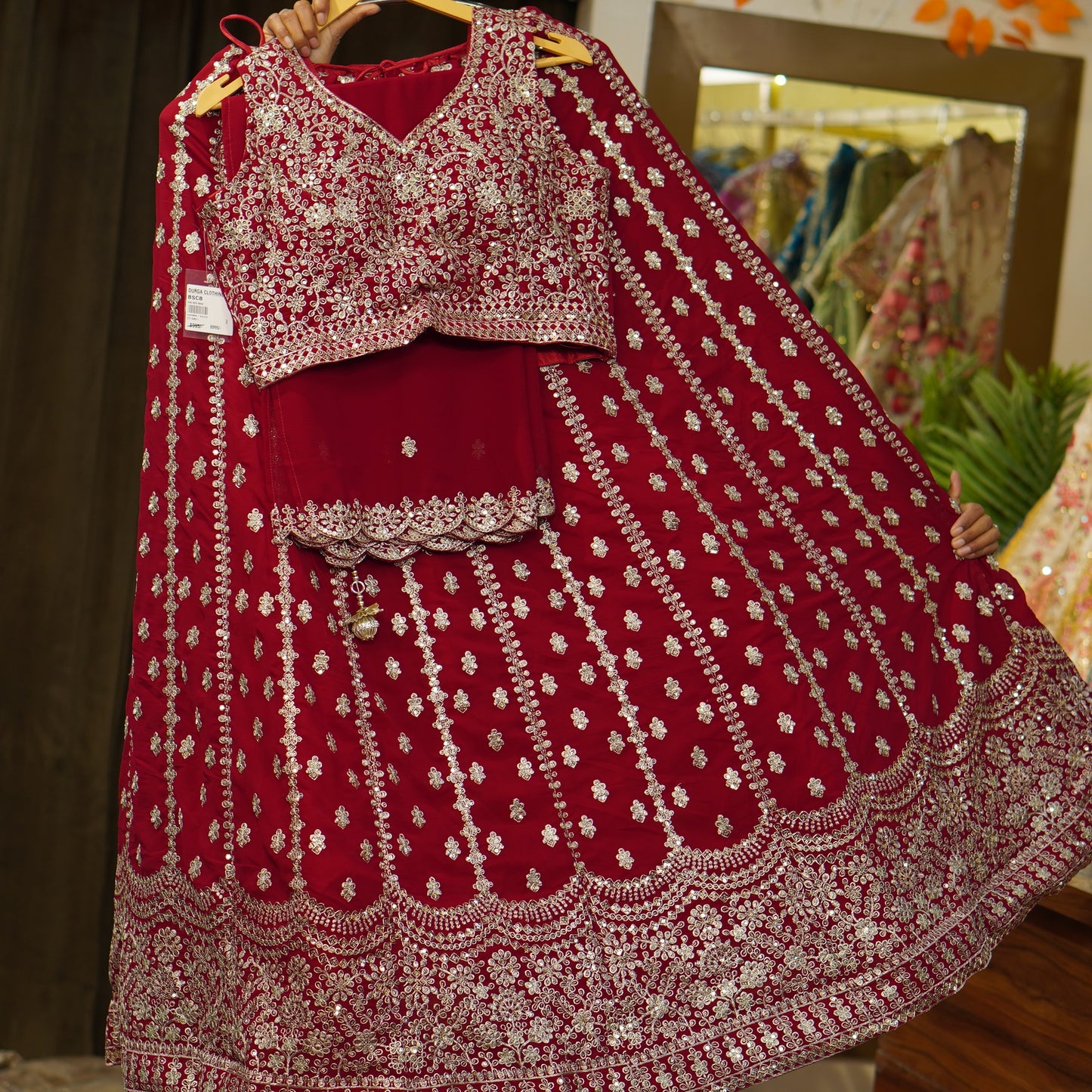 Lehenga set (buy online readymade lehenga choli)
