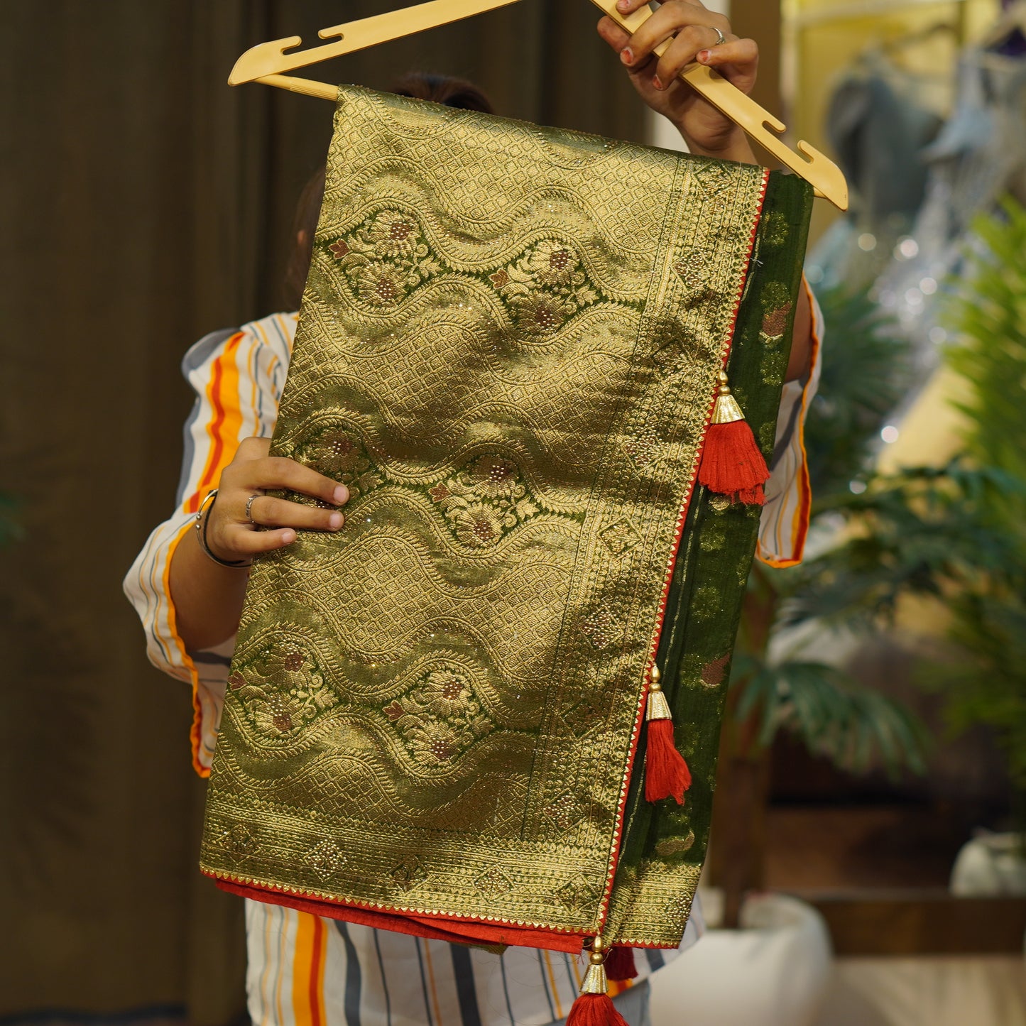Saree sale online buy latest designer saree