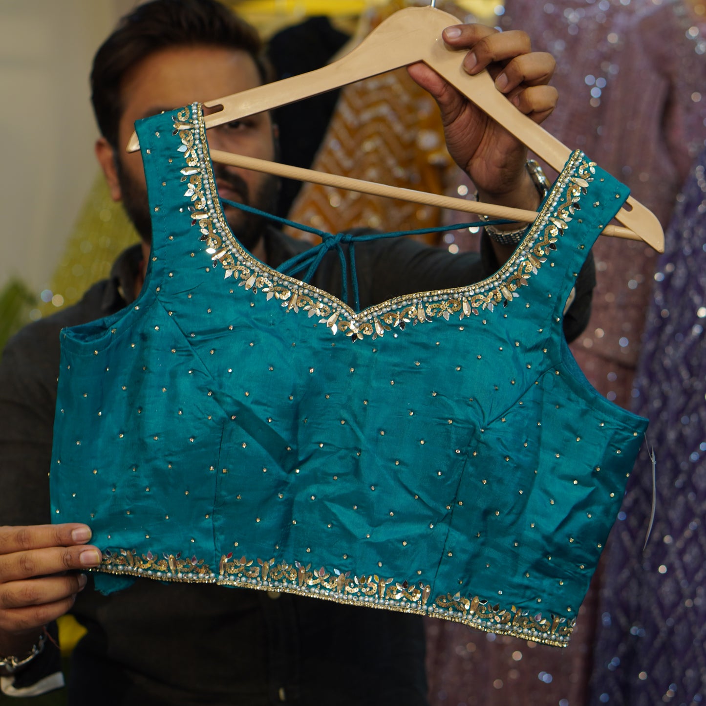 Lehenga set (buy online readymade lehenga choli)