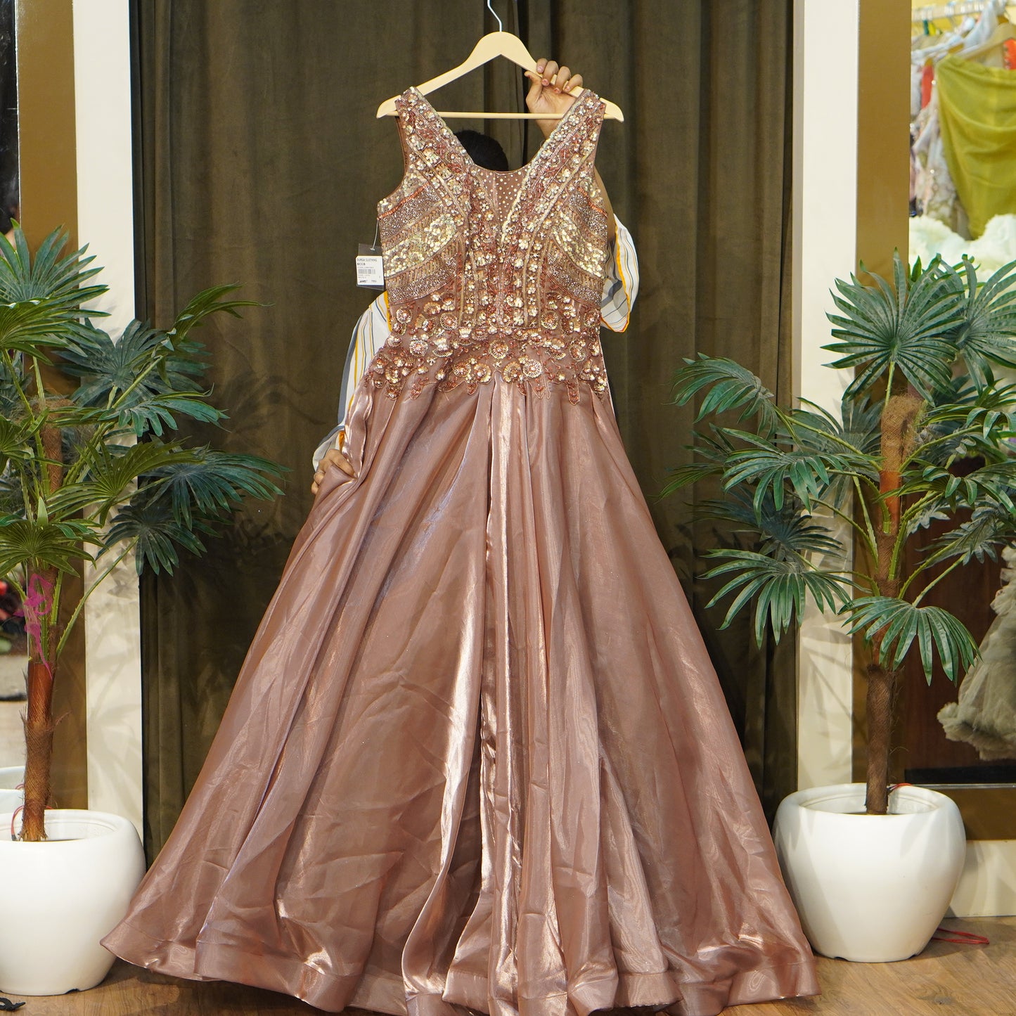 Ethnic Gown (buy online readymade Gowns)