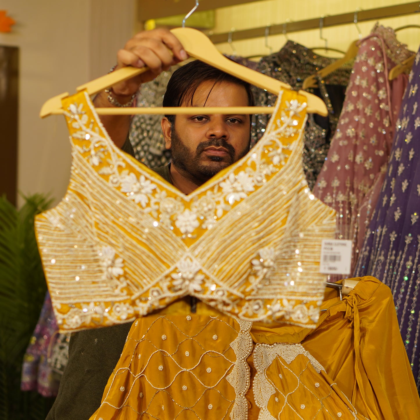 Lehenga set (buy online readymade lehenga choli)
