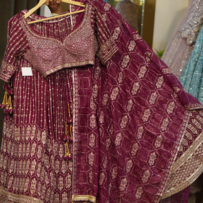 Lehenga set (buy online readymade lehenga choli)