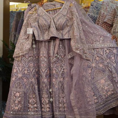 Lehenga set (buy online readymade lehenga choli)
