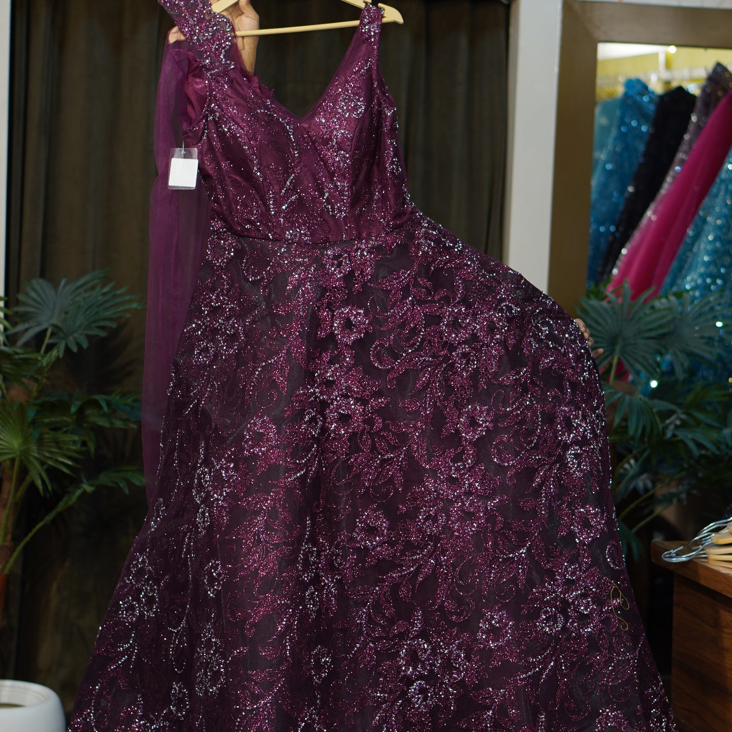 053-1389-BURGUNDY
