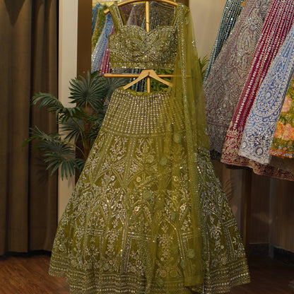 Lehenga set (buy online readymade lehenga choli)