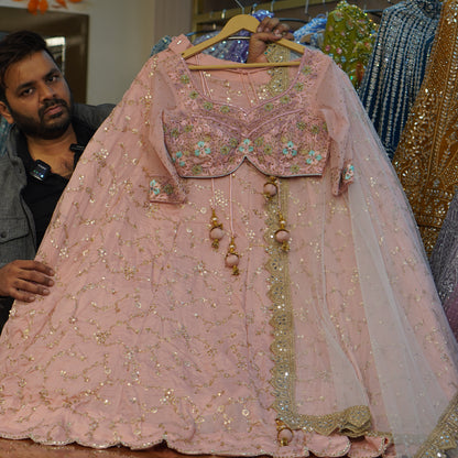 Lehenga set (buy online readymade lehenga choli)