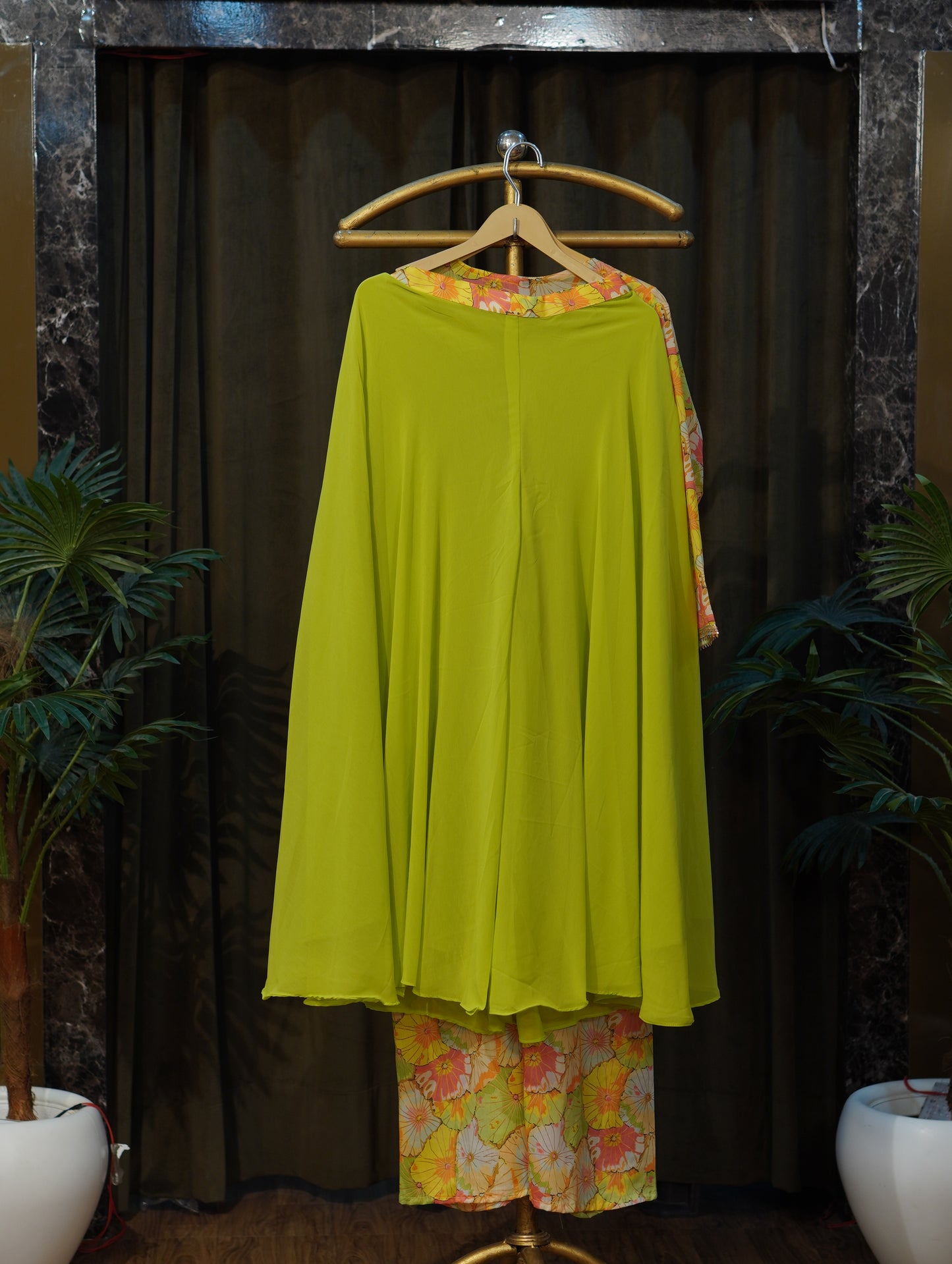 067-571-GREEN