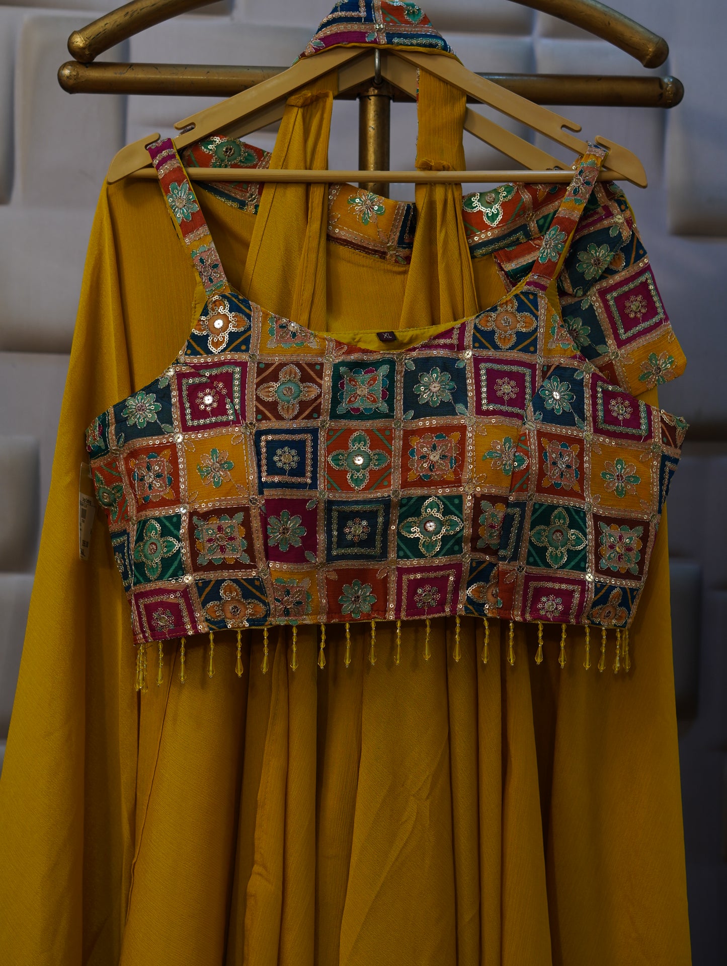 038-SONAM-YELLOW