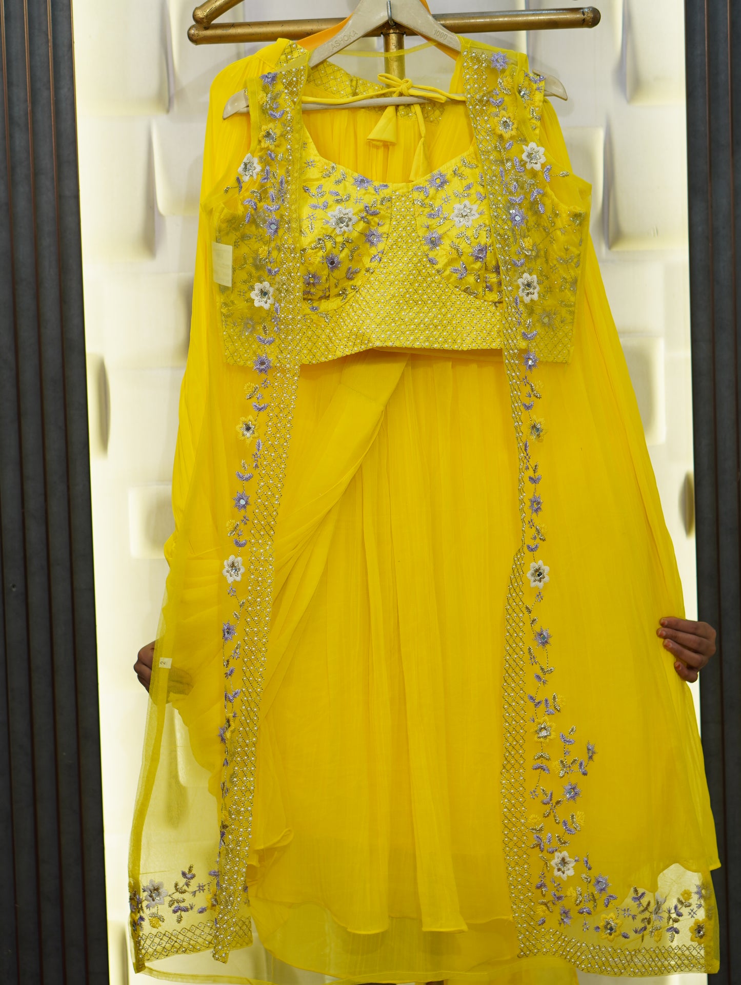 067-16612-YELLOW
