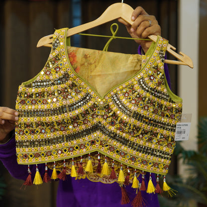 Lehenga set (buy online readymade lehenga choli)