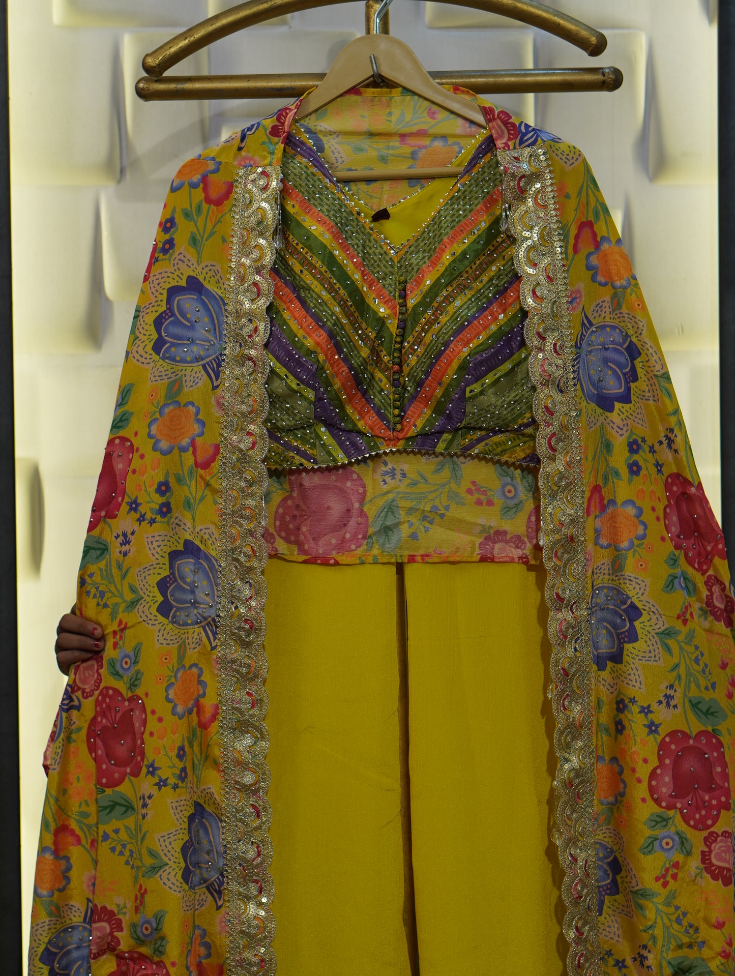 036-HIMANI-YELLOW