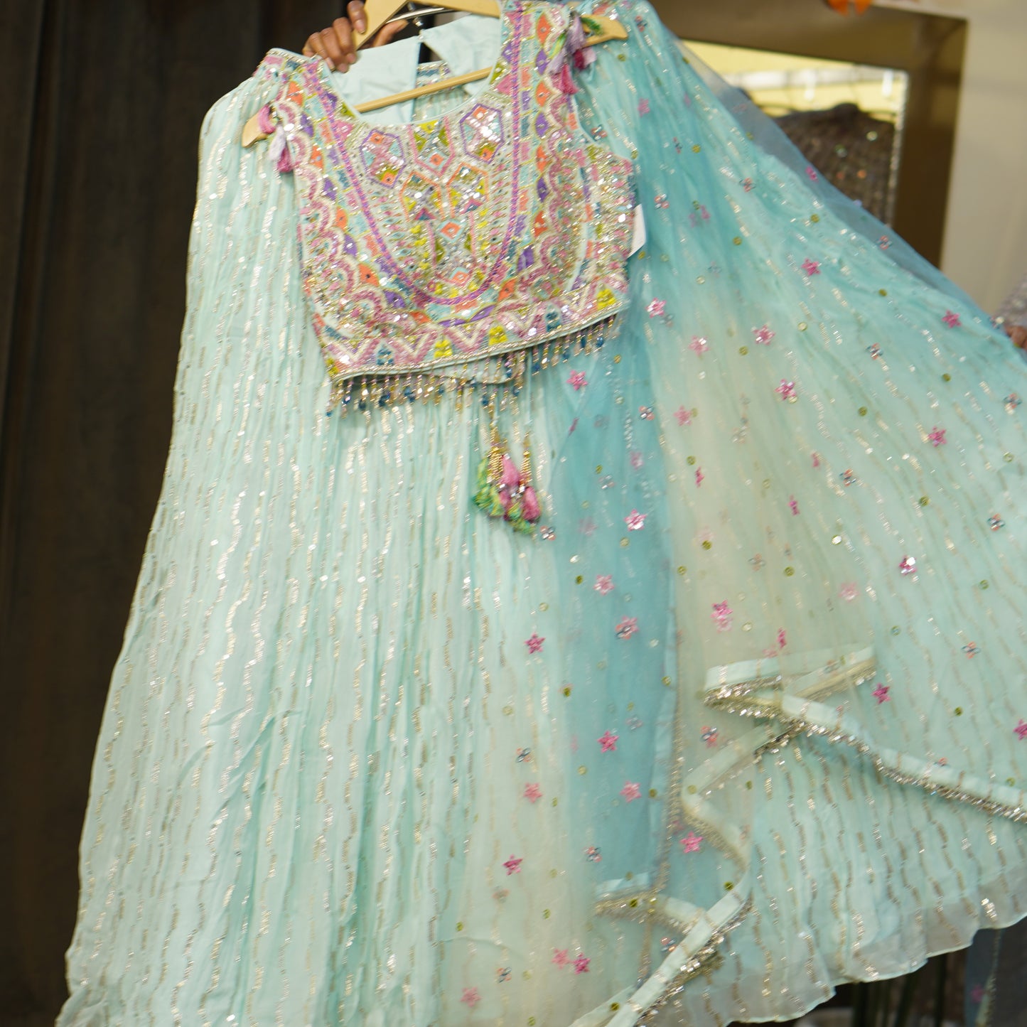 Lehenga set (buy online readymade lehenga choli)