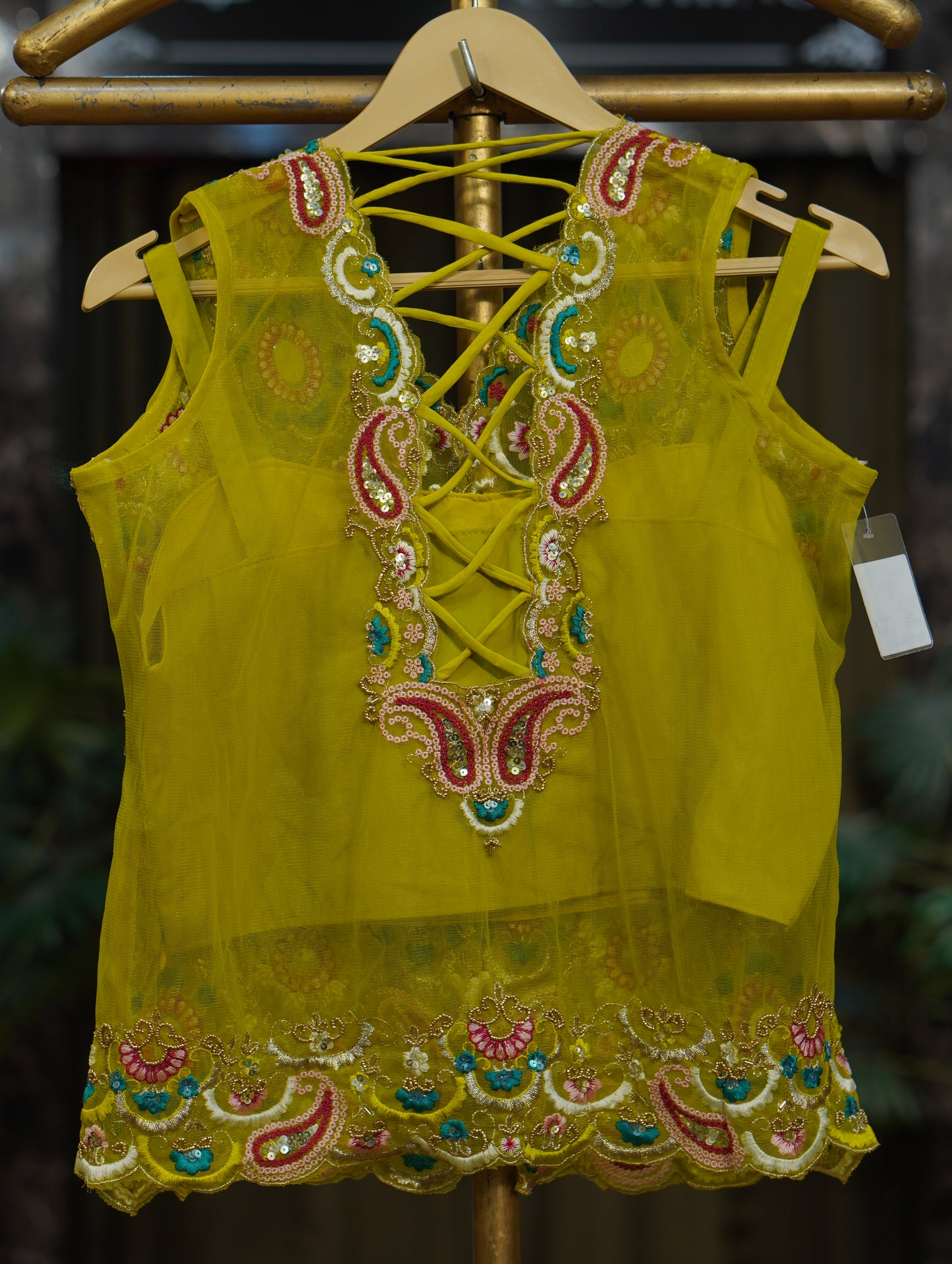 038-ANUSHKA-YELLOW