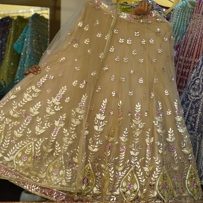 Lehenga set (buy online readymade lehenga choli)
