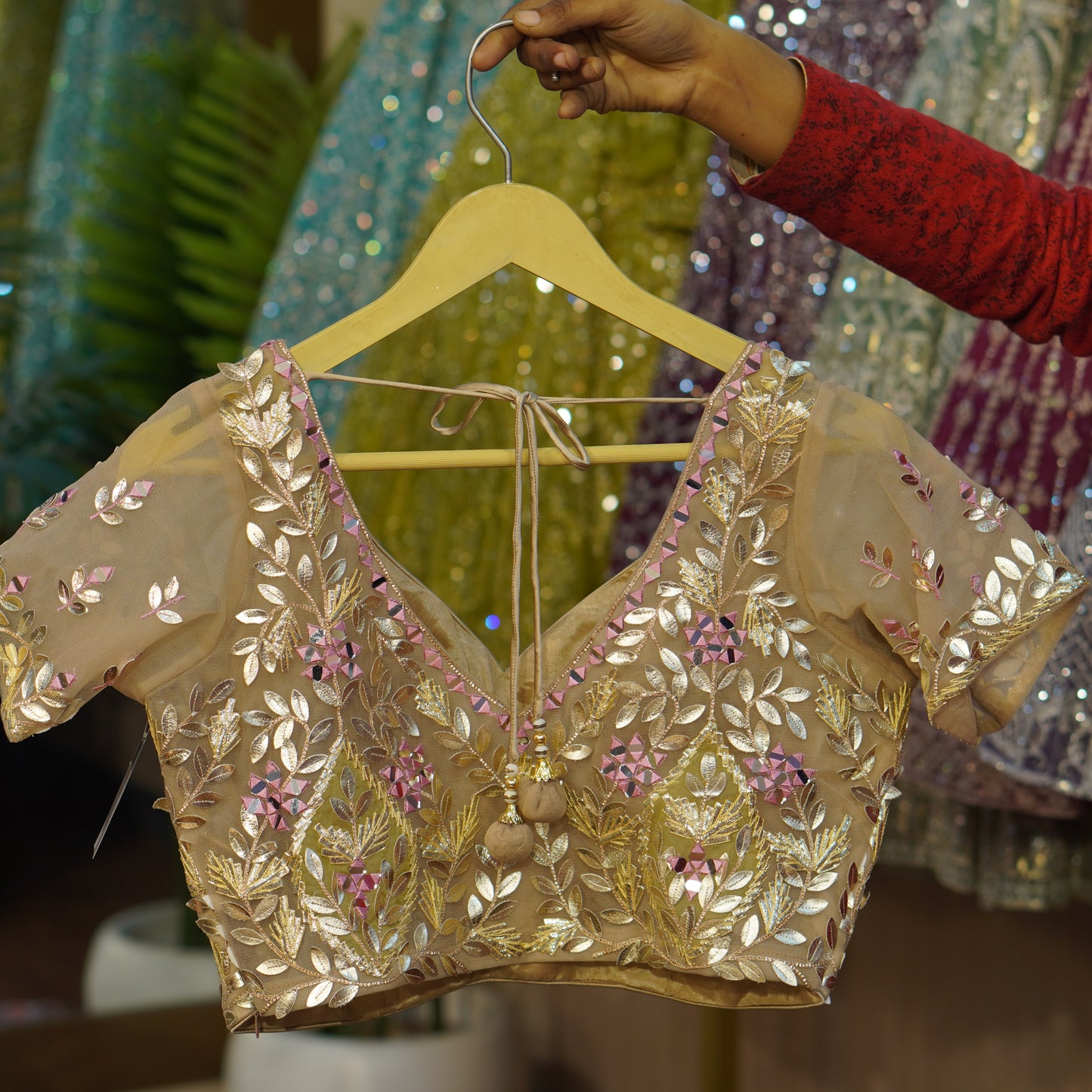 Lehenga set (buy online readymade lehenga choli)