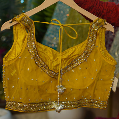 Lehenga set (buy online readymade lehenga choli)