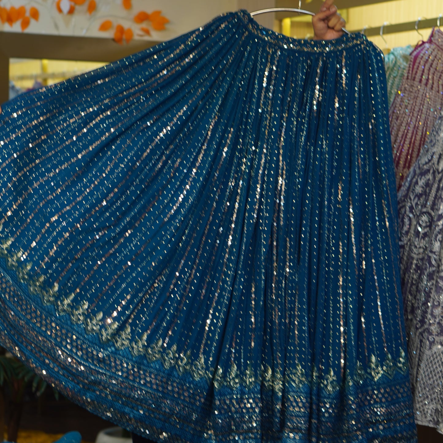 Lehenga set (buy online readymade lehenga choli)