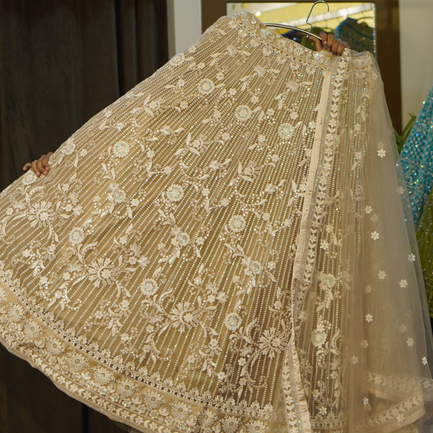 Lehenga set (buy online readymade lehenga choli)